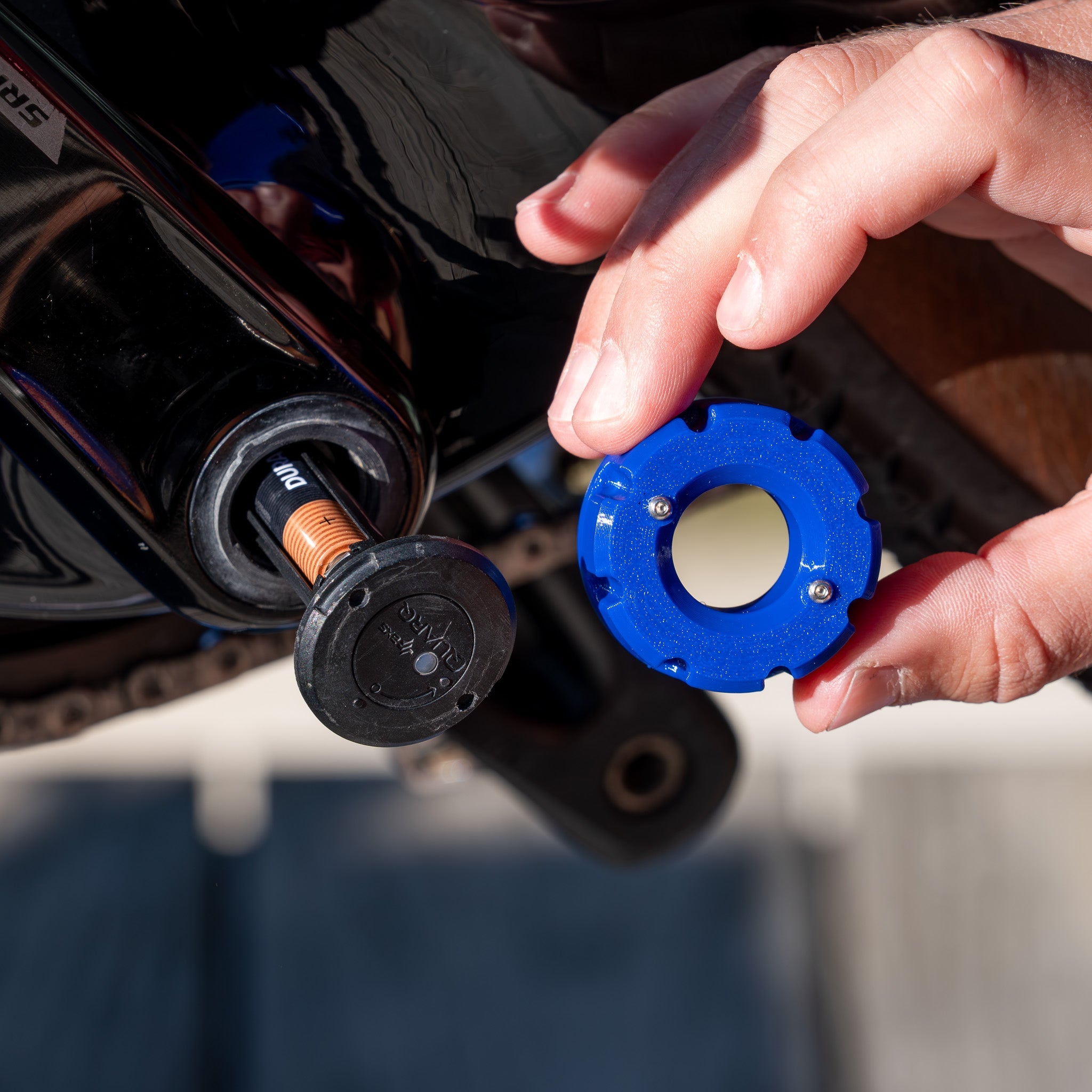 SRAM AXS Single Side Battery Tool - BackroadsLab
