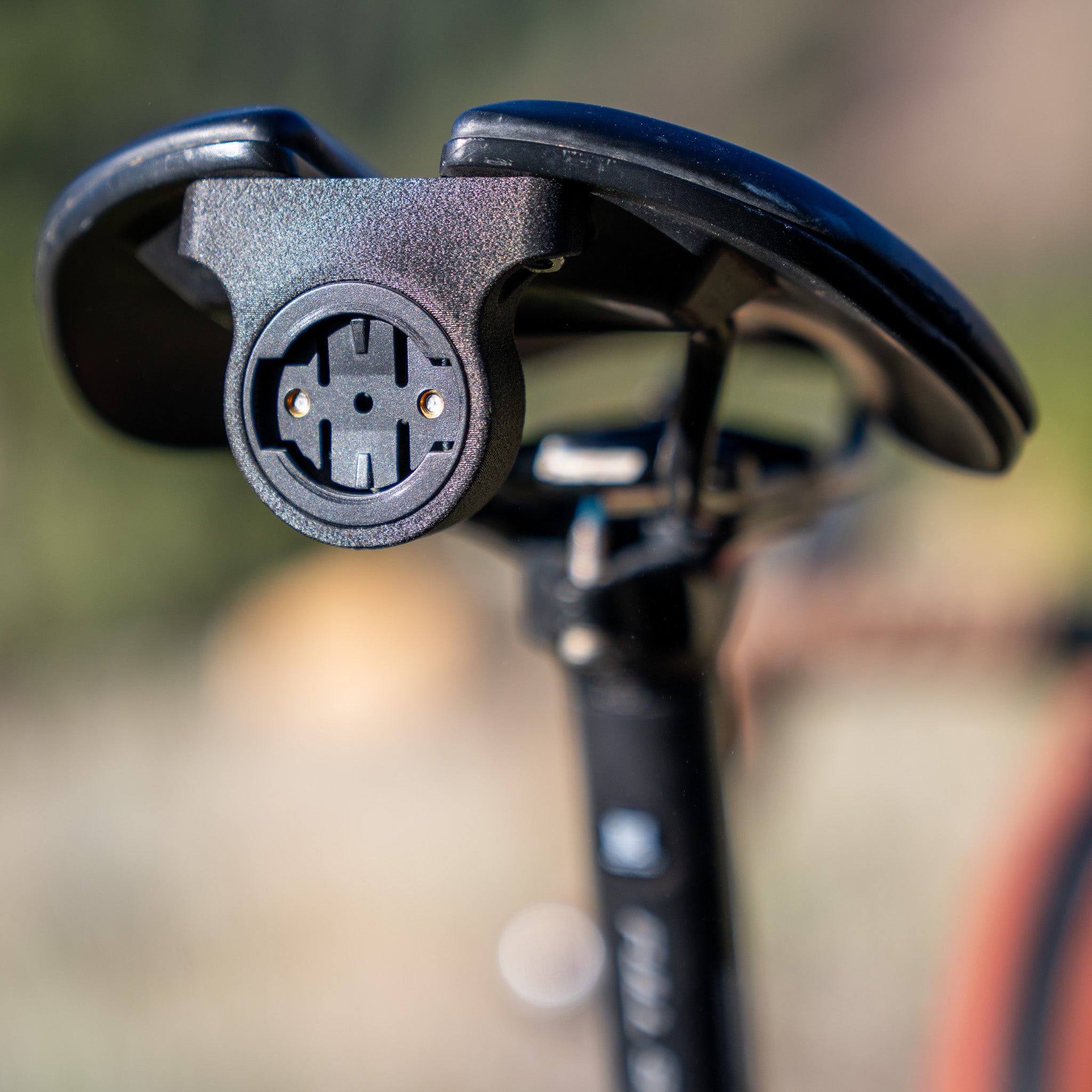 Trek/Bontrager Varia Mount - BackroadsLab
